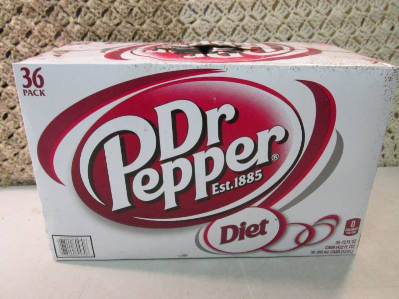 lot 172 image: 36 Pack of Diet Dr Pepper Best by J...