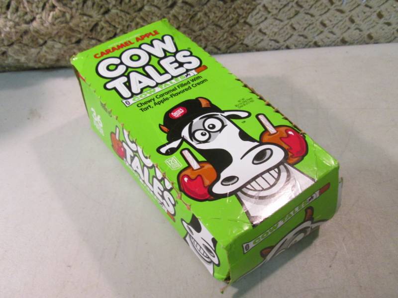 lot 232 image: Box of 36 Caramel Apple Cow Tails B...