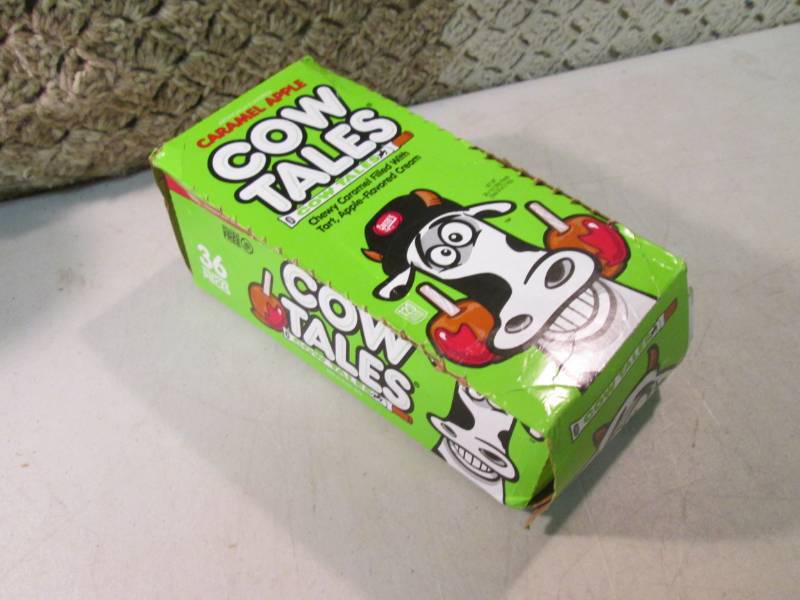 lot 234 image: Box of 36 Caramel Apple Cow Tails B...