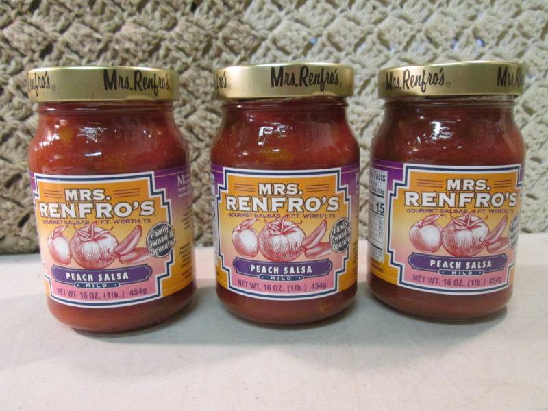 lot 244 image: 3 Jars of Peach Salsa Mild Best by ...