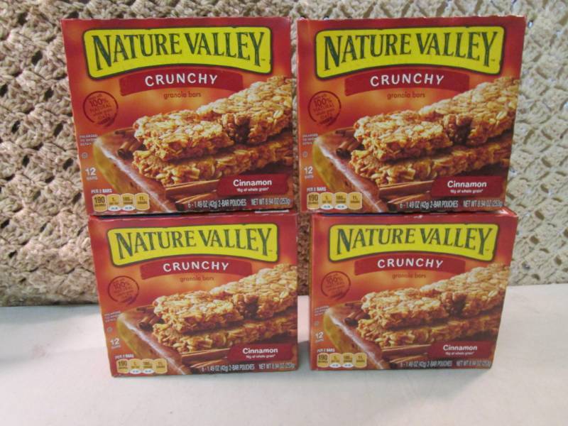 lot 252 image: 4 Boxes of Nature Valley Crunchy Ci...