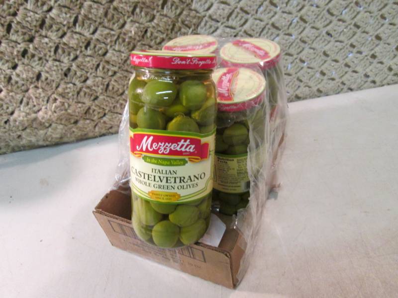 lot 255 image: 5 Jars of Italian Castelvetrano Who...