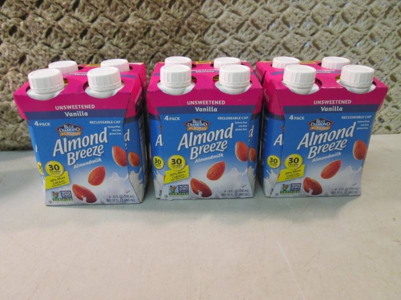 lot 261 image: 3 4-Packs of Unsweetened Vanilla Al...