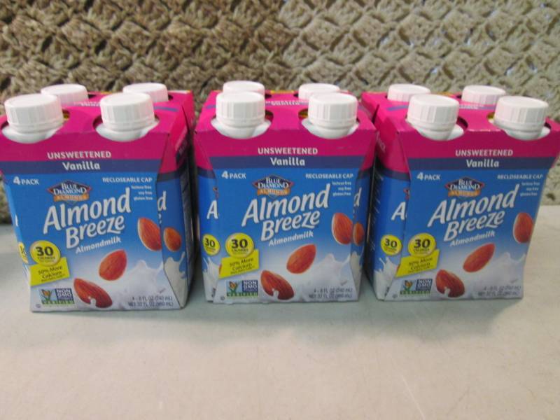 lot 262 image: 3 4-Packs of Unsweetened Vanilla Al...