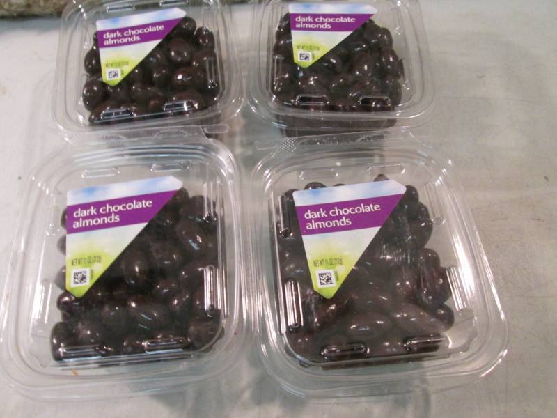 lot 264 image: 4 Containers of Dark Chocolate Cove...