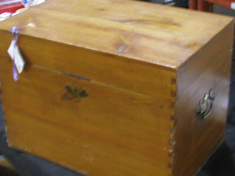 Dovetail Wood Box