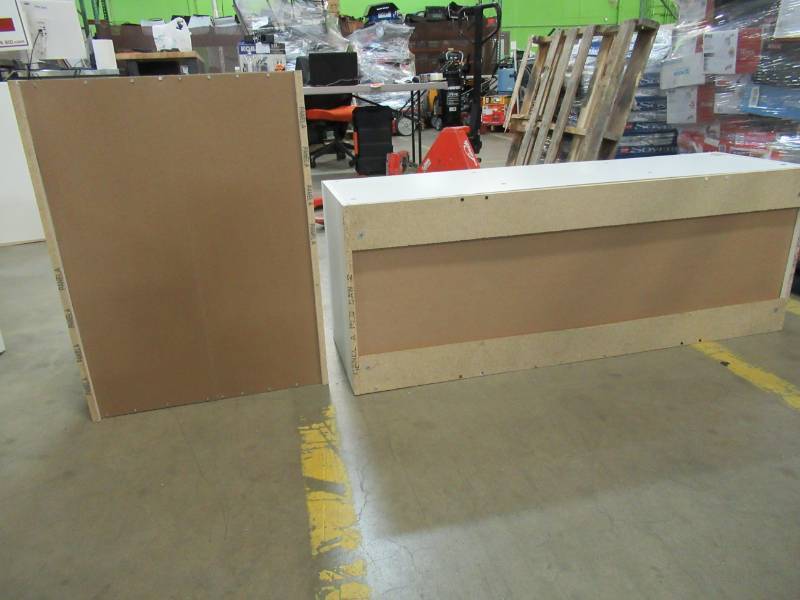 lot 159 image: RSI ESTATE Kitchen Wall Cabinets With Satin Nickle Hardware
