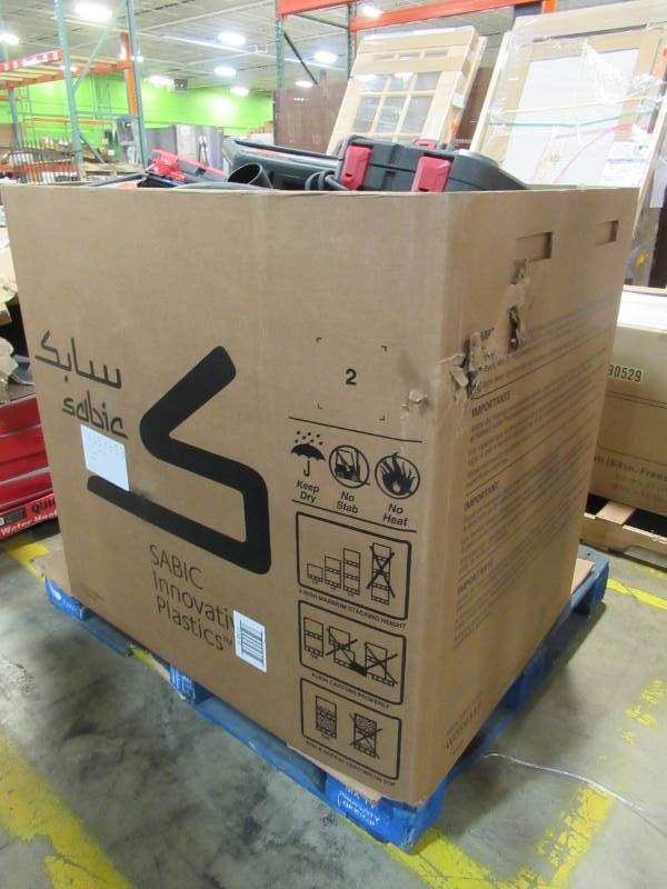 lot 27 image: WHOLESALE PALLET OF RETURNS - HAND AND POWER TOOLS