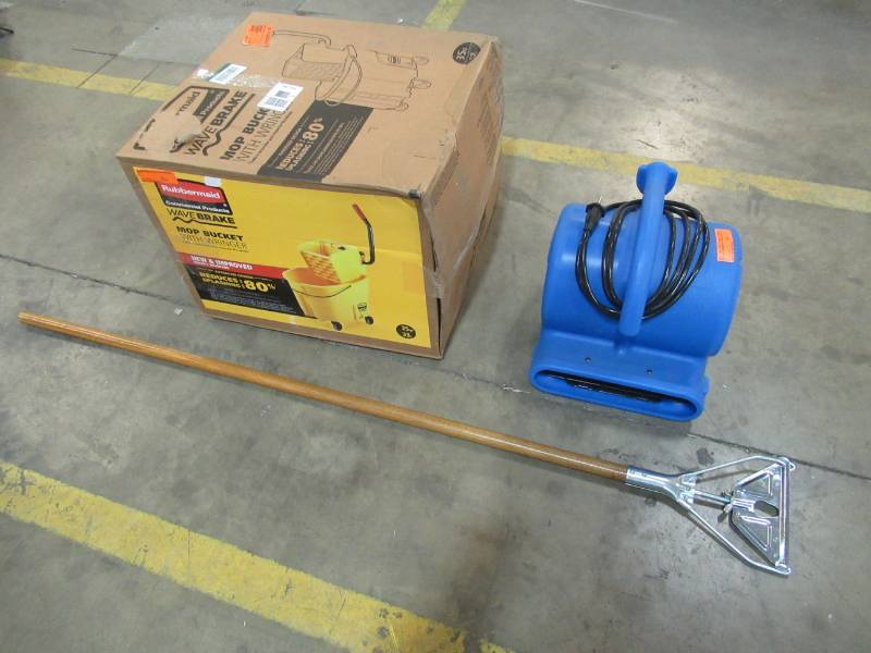 lot 98 image: Custodial Equipment, B-Air VR25, Rubbermaid Mop Bucket with Wringer and Mop Handle (Missing Piece)