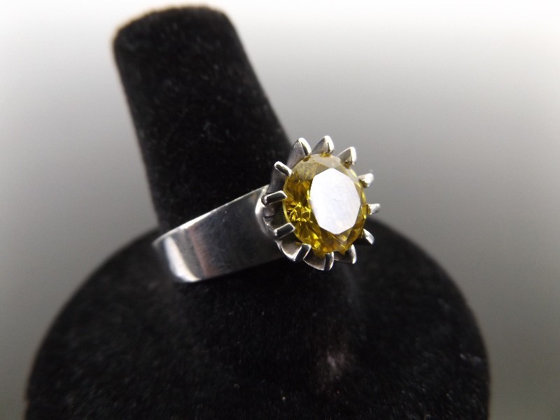 .925 Sterling Silver Citrine Solitaire Ring Size 8.25