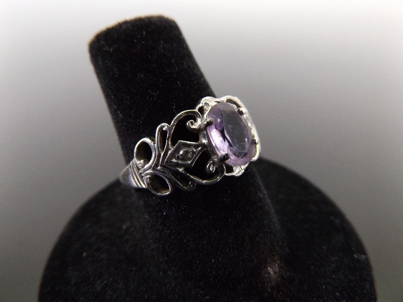 .925 Sterling Silver Faceted Amethyst Ring Size 6.5