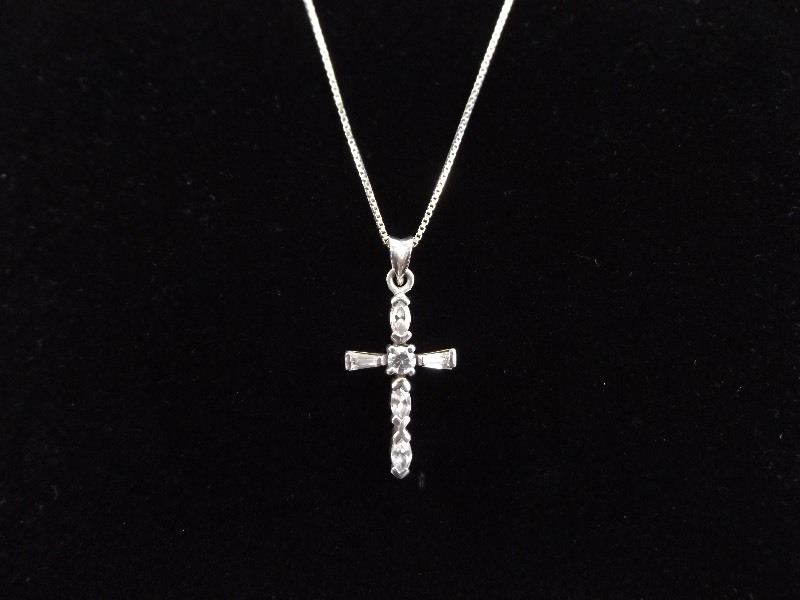 .925 Sterling Silver Crystal Cross Pendant and Box Link Necklace