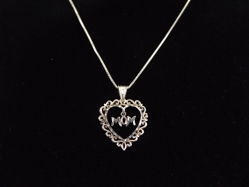.925 Sterling Silver Mom Heart Pendant and Necklace