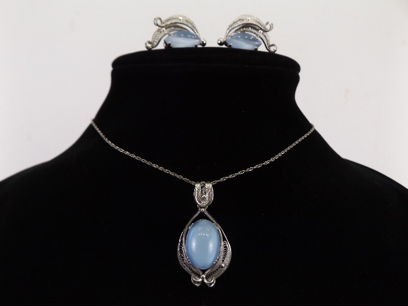 .925 Sterling Silver Blue Chrysoberyl Cats Eye Filigree Pendant, Necklace and Earring Set