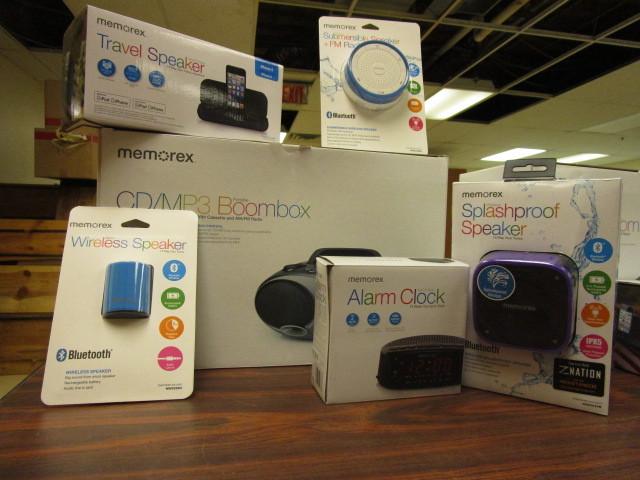 lot 311 image: BOOMBOX BUNDLE