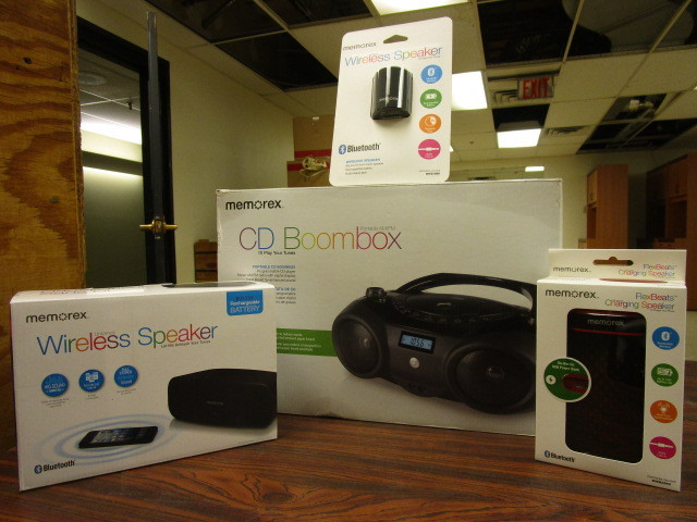 lot 315 image: BOOMBOX BUNDLE