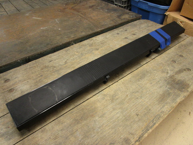 lot 325 image: WIRELESS SOUNDBAR