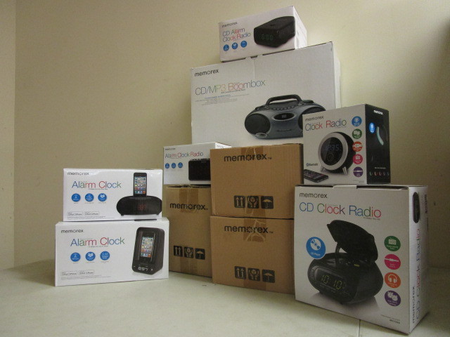 lot 333 image: RESELLERS DELIGHT Bundle