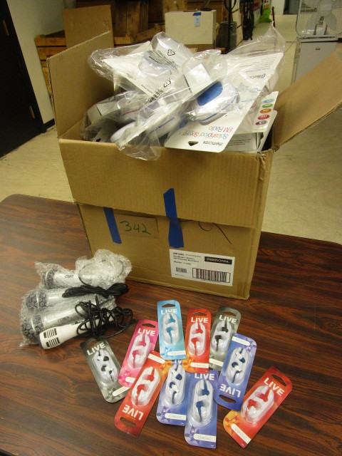 lot 342 image: ELECTRONICS BUNDLE