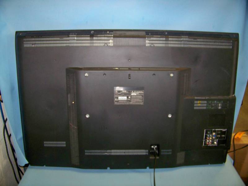 lot 13 image: 46, Toshiba, 1080p, LCD, HDTV  Television