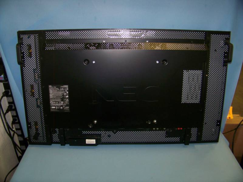 lot 5 image: 46, NEC, MultiSync, Professional-Grade, 1080p (Full HD), LCD Display  Monitor with Digital Signage Capabilities