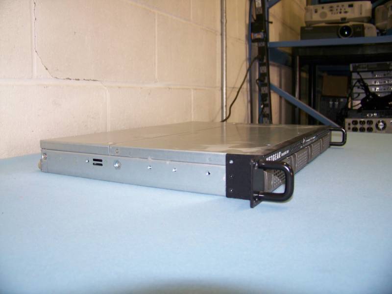 lot 52 image: NetGear, READYNas 1100, Server Chassis with (4) Seagate, Barracuda Drives