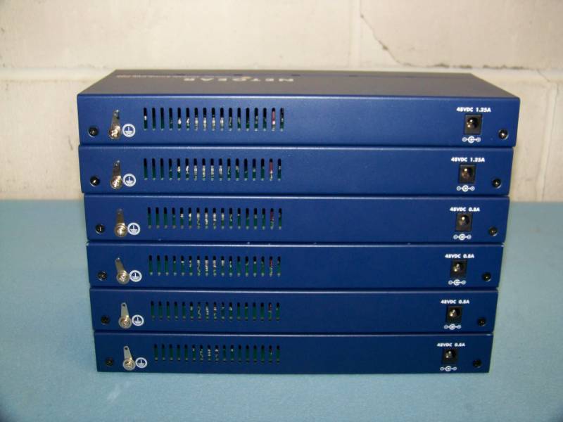 lot 45 image: (6) NetGear, 8-Port, 10100 Mbps, ProSafe Switches with POE