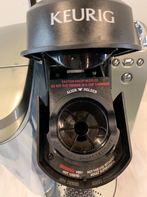 lot 20 image: Keurig Gently Used