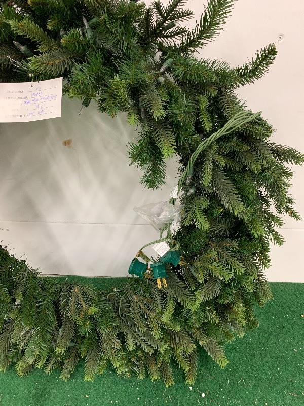 lot 13 image: 36 Wreath Pre-Lit Artificial