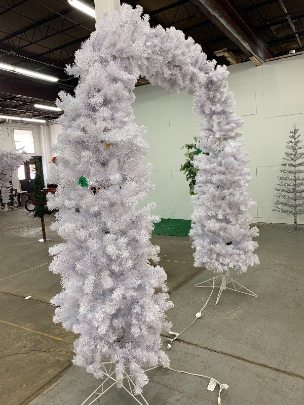 lot 24 image: 8 Arch Tree Artificial Christmas Tree White