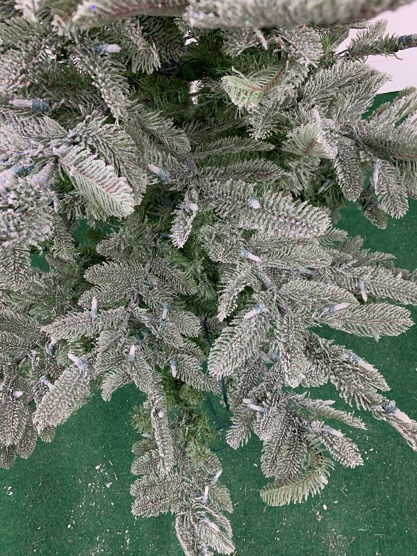 lot 36 image: 7 Artificial Christmas Tree Pre-Lit