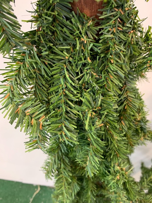 lot 45 image: Set of 3 Natural Pine Artificial Tree
