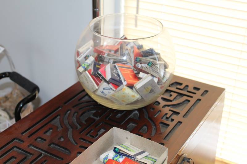 lot 200 image: Glass Bowl with Matchbooks