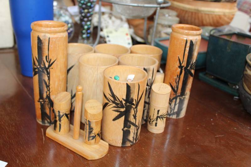 lot 198 image: Bamboo Cups, Shakers