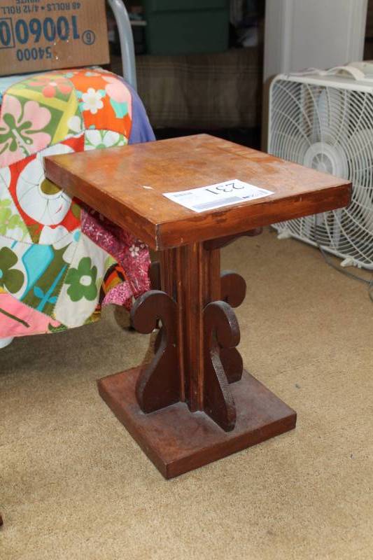 lot 231 image: Wood Pedestal