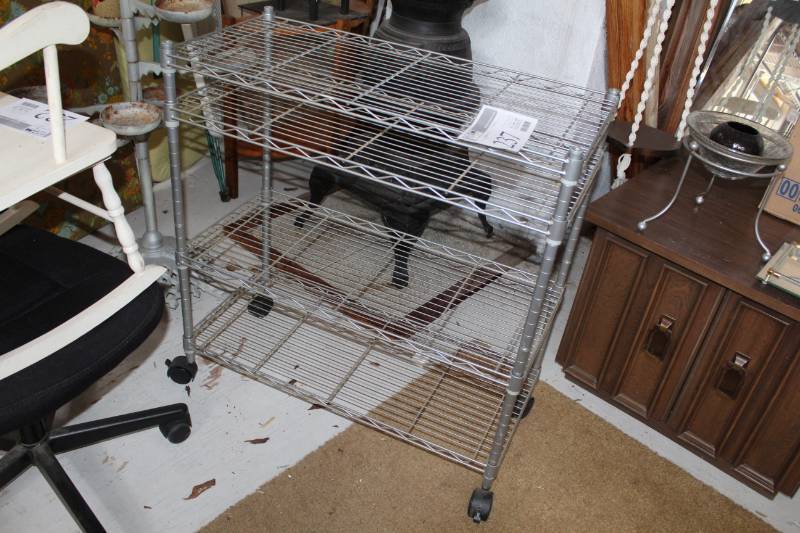 lot 237 image: 4-Tier Wire Rack Rolling Shelf