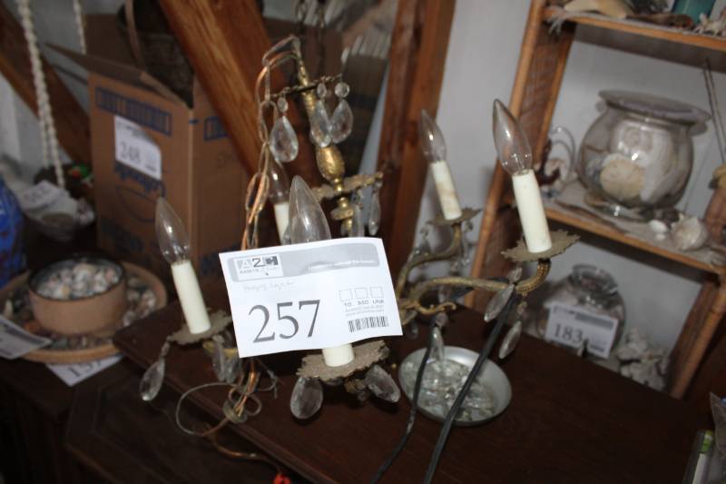 lot 257 image: Vintage 5-Lamp Candlestick Chandelier