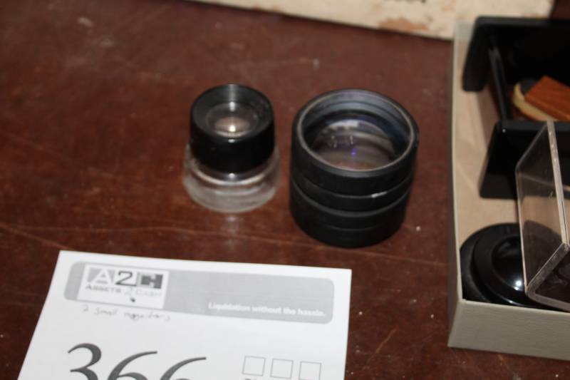 lot 366 image: Handheld Magnifier Glasses