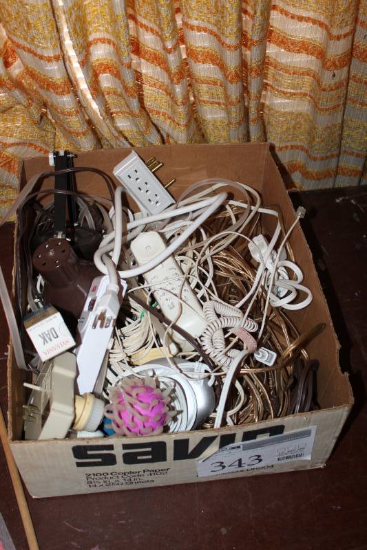 lot 343 image: Speaker Wire, Extension Cords, Computer Mice