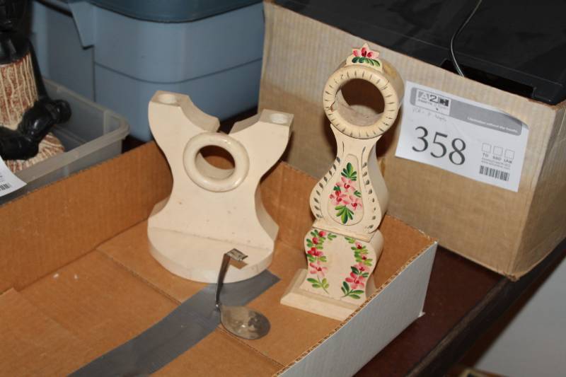 lot 380 image: Pocket Watch Holders
