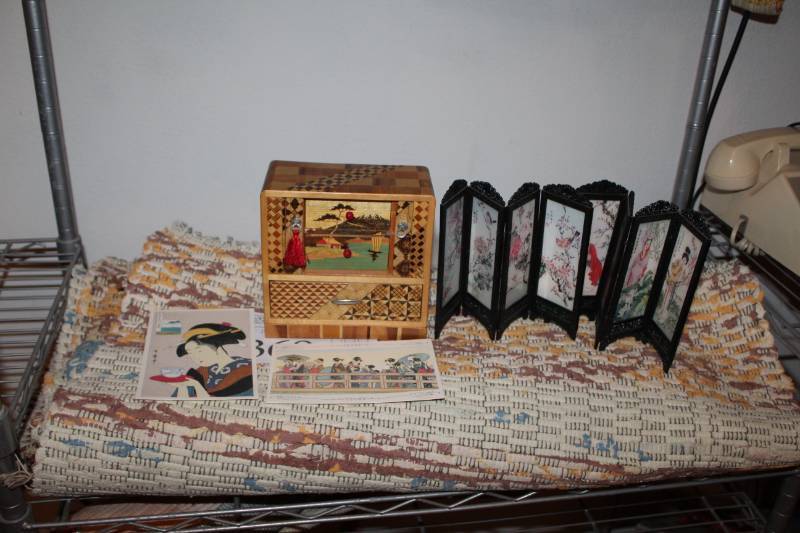lot 384 image: Asian Theme Table Dcor - Room Dividers, Box, Cards, And More