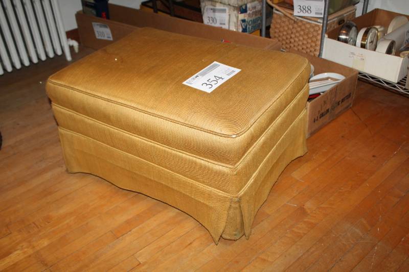 lot 354 image: Ottoman