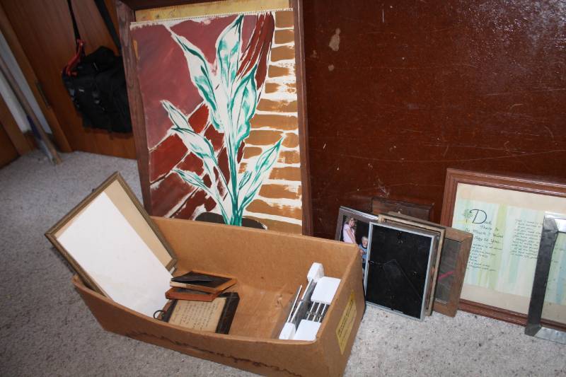 lot 408 image: Picture Frames, Misc. Pictures