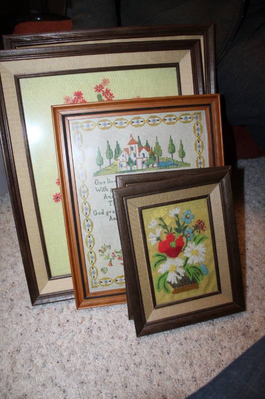 lot 429 image: Wood Framed Floral  Knit Artwork
