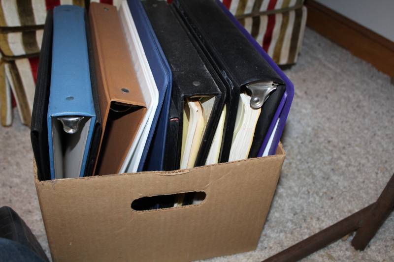 lot 428 image: 3-Ring Binders