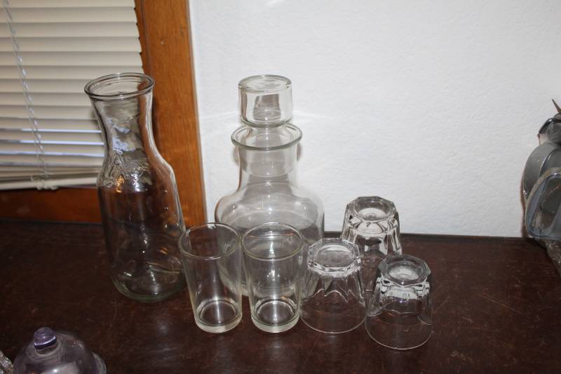 lot 436 image: Glass Decanter, Carafe, Glasses