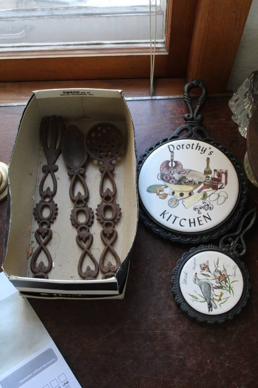 lot 440 image: Cast Iron Cooking Utensils