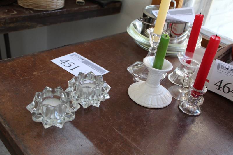 lot 451 image: Candleholders