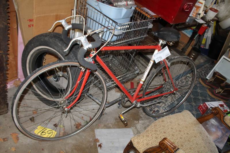 lot 78 image: Arctic 10-Speed Bike