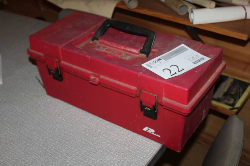 lot 22 image: Plastic Tool Box with Tool Tray